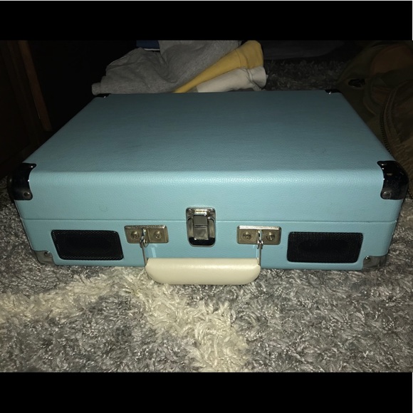 Crosley Portable Turntable/Briefcase record player - Picture 3 of 4